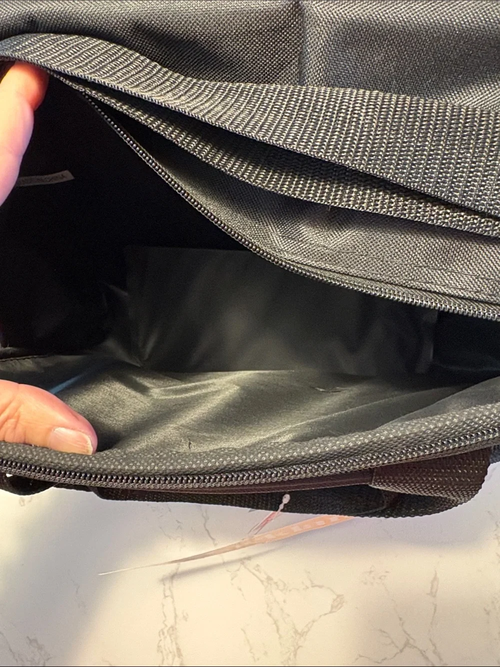 Rockland Black Men's Toiletry Bag - Compact Travel Organizer NWT